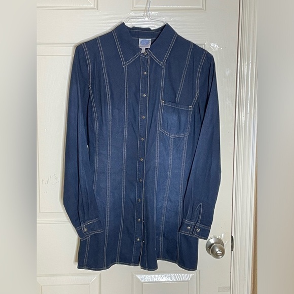 DG2 by Diane Gilman Dark Indigo Denim Shirt - Size Medium - Picture 3 of 9